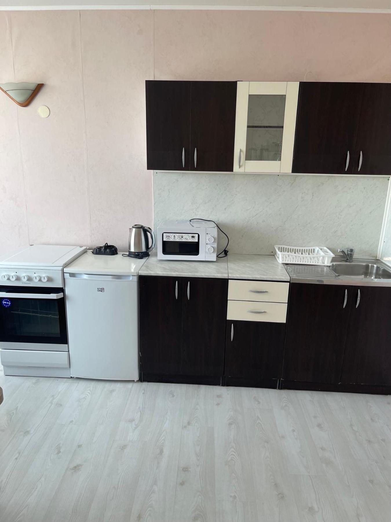 Apartments Devora 1 & Bar & Restaurant فارنا المظهر الخارجي الصورة