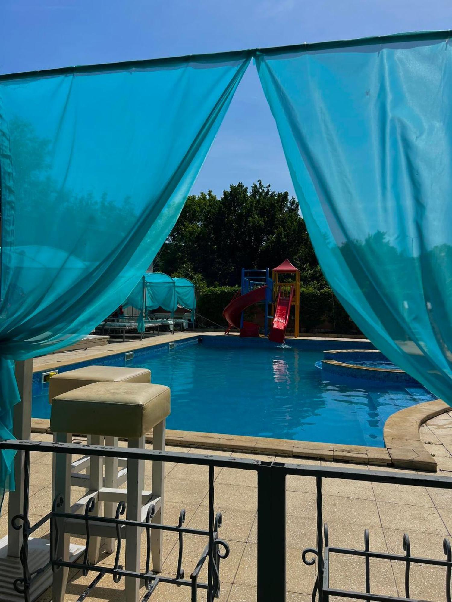 Apartments Devora 1 & Bar & Restaurant فارنا المظهر الخارجي الصورة